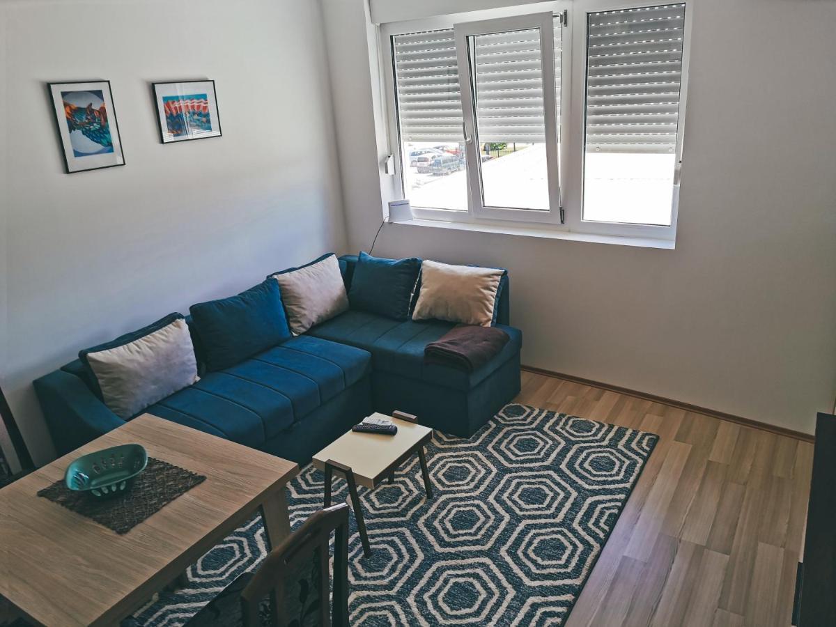 Cozy Corner Apartments - Free Parking & Wi-Fi Чуприя Экстерьер фото