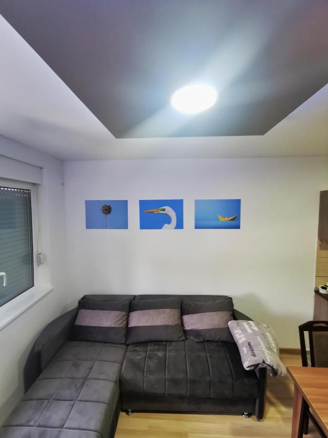 Cozy Corner Apartments - Free Parking & Wi-Fi Чуприя Экстерьер фото